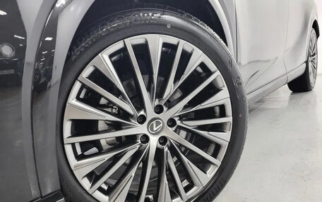 Lexus RX IV рестайлинг, 2023 год, 7 350 000 рублей, 5 фотография