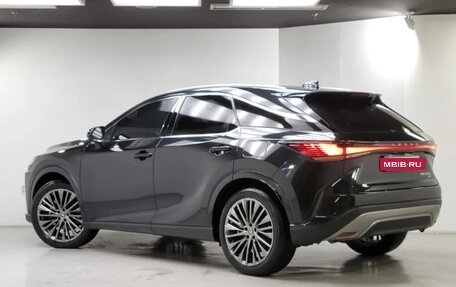 Lexus RX IV рестайлинг, 2023 год, 7 350 000 рублей, 4 фотография