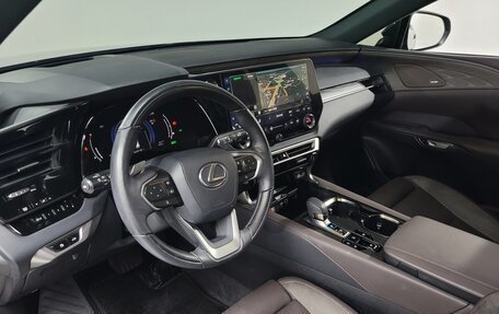 Lexus RX IV рестайлинг, 2023 год, 7 350 000 рублей, 16 фотография