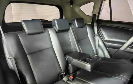 Toyota RAV4, 2018 год, 2 555 000 рублей, 13 фотография