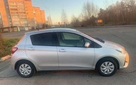 Toyota Vitz, 2017 год, 990 000 рублей, 15 фотография