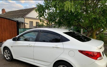 Hyundai Solaris II рестайлинг, 2014 год, 870 000 рублей, 3 фотография