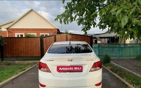 Hyundai Solaris II рестайлинг, 2014 год, 870 000 рублей, 2 фотография