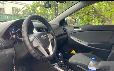 Hyundai Solaris II рестайлинг, 2014 год, 870 000 рублей, 10 фотография