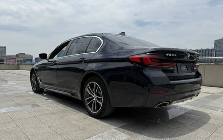 BMW 5 серия, 2021 год, 3 300 000 рублей, 4 фотография