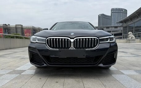 BMW 5 серия, 2021 год, 3 300 000 рублей, 2 фотография