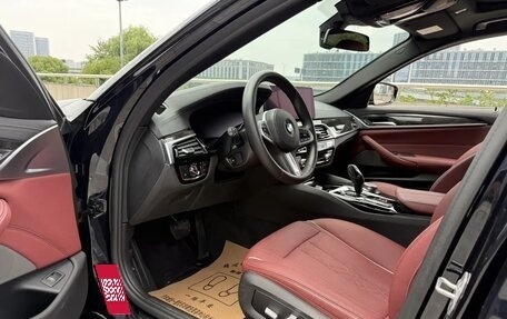 BMW 5 серия, 2021 год, 3 300 000 рублей, 7 фотография