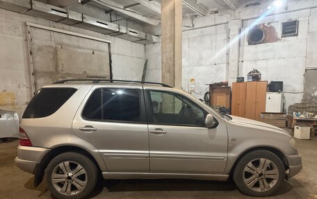 Mercedes-Benz M-Класс, 2001 год, 750 000 рублей, 2 фотография