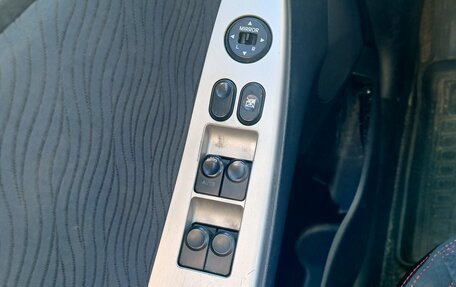 Hyundai Solaris II рестайлинг, 2011 год, 700 000 рублей, 6 фотография