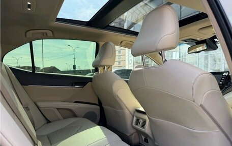Toyota Camry, 2022 год, 4 070 000 рублей, 14 фотография