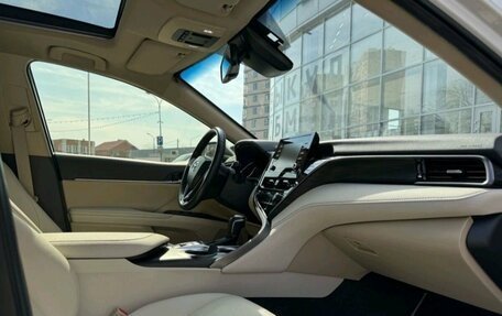 Toyota Camry, 2022 год, 4 070 000 рублей, 12 фотография