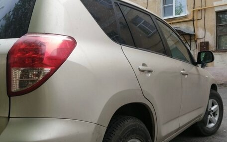 Toyota RAV4, 2007 год, 1 000 000 рублей, 5 фотография