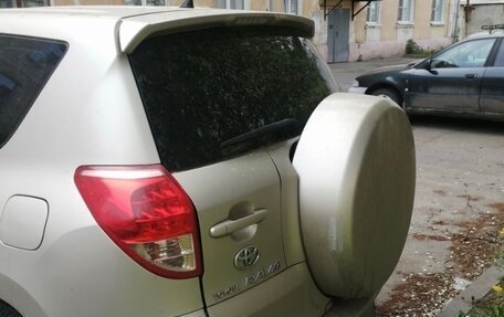 Toyota RAV4, 2007 год, 1 000 000 рублей, 2 фотография