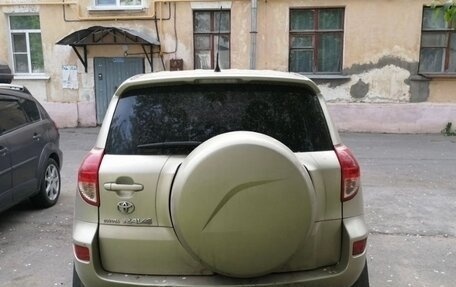 Toyota RAV4, 2007 год, 1 000 000 рублей, 4 фотография