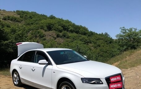 Audi A4, 2010 год, 1 400 000 рублей, 4 фотография
