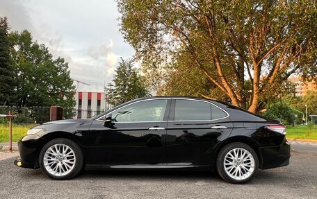Toyota Camry, 2019 год, 2 750 000 рублей, 3 фотография