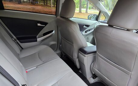 Toyota Prius, 2010 год, 1 150 000 рублей, 17 фотография