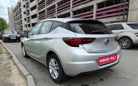 Opel Astra K, 2018 год, 1 730 000 рублей, 4 фотография