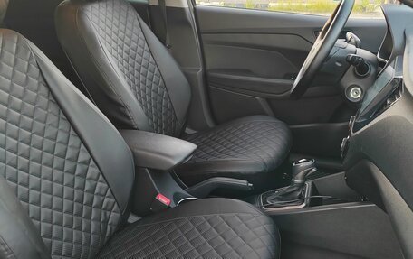 Hyundai Solaris II рестайлинг, 2017 год, 1 050 000 рублей, 3 фотография