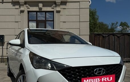 Hyundai Solaris II рестайлинг, 2020 год, 950 000 рублей, 4 фотография
