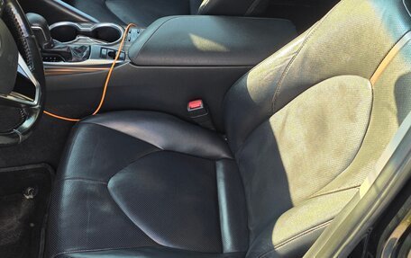 Toyota Camry, 2018 год, 2 450 000 рублей, 8 фотография