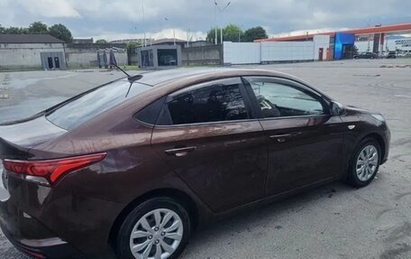 Hyundai Solaris II рестайлинг, 2021 год, 1 500 000 рублей, 4 фотография