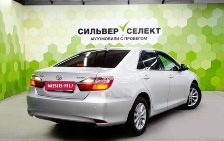 Toyota Camry, 2015 год, 1 600 000 рублей, 2 фотография