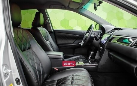 Toyota Camry, 2015 год, 1 600 000 рублей, 10 фотография