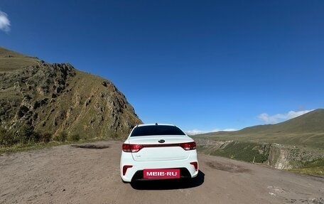 KIA Rio IV, 2018 год, 1 050 000 рублей, 6 фотография