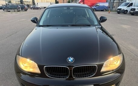 BMW 1 серия, 2011 год, 700 000 рублей, 4 фотография