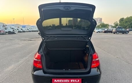 BMW 1 серия, 2011 год, 700 000 рублей, 14 фотография