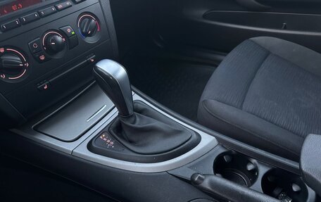BMW 1 серия, 2011 год, 700 000 рублей, 23 фотография