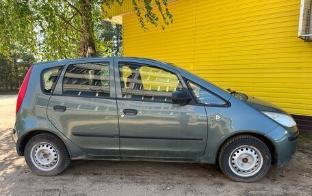 Mitsubishi Colt VI рестайлинг, 2006 год, 350 000 рублей, 2 фотография