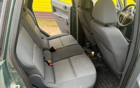 Mitsubishi Colt VI рестайлинг, 2006 год, 350 000 рублей, 20 фотография