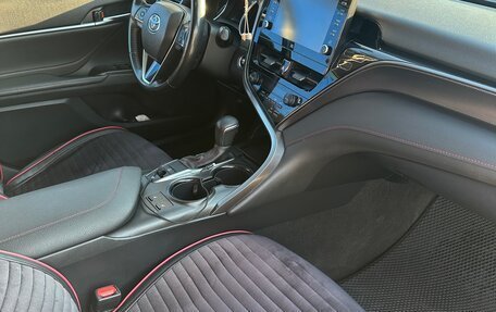 Toyota Camry, 2021 год, 3 700 000 рублей, 12 фотография