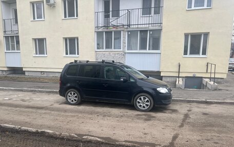 Volkswagen Touran III, 2008 год, 780 000 рублей, 2 фотография