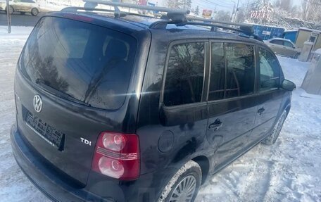 Volkswagen Touran III, 2008 год, 780 000 рублей, 6 фотография