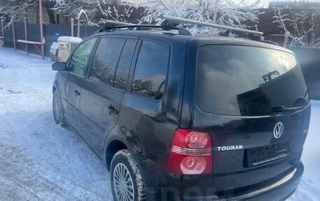 Volkswagen Touran III, 2008 год, 780 000 рублей, 7 фотография