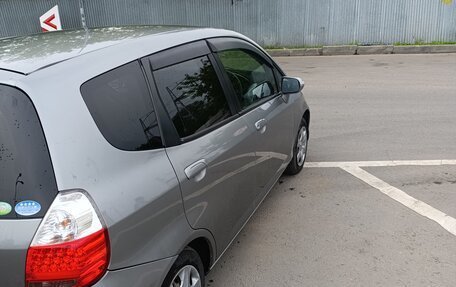 Honda Fit III, 2006 год, 400 000 рублей, 3 фотография