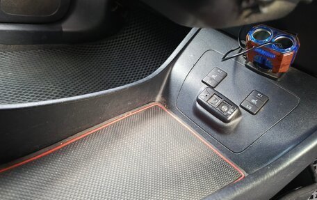 Toyota Prius, 2013 год, 1 450 000 рублей, 15 фотография