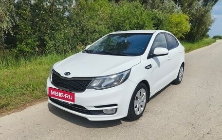 KIA Rio III рестайлинг, 2016 год, 995 000 рублей, 5 фотография