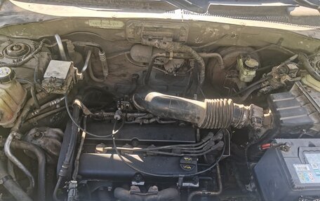 Mazda Tribute II, 2002 год, 220 000 рублей, 7 фотография