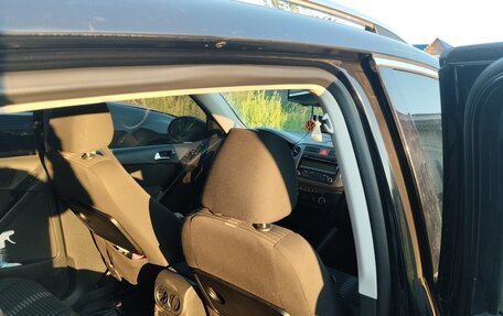 Volkswagen Tiguan I, 2010 год, 1 200 000 рублей, 6 фотография