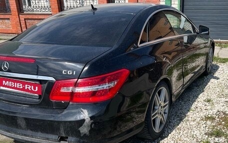 Mercedes-Benz E-Класс, 2011 год, 1 300 000 рублей, 4 фотография