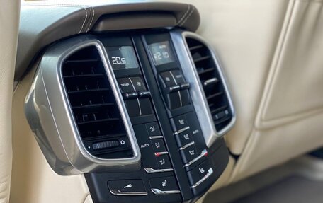 Porsche Cayenne III, 2011 год, 2 950 000 рублей, 20 фотография