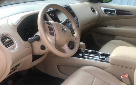 Nissan Pathfinder, 2014 год, 2 090 000 рублей, 3 фотография