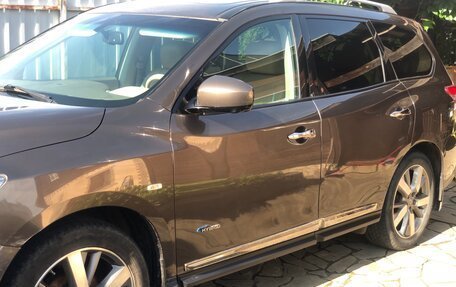 Nissan Pathfinder, 2014 год, 2 090 000 рублей, 8 фотография