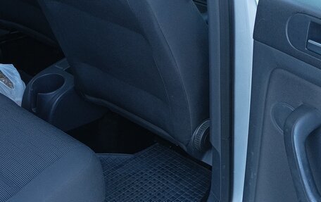 Volkswagen Golf Plus I, 2006 год, 800 000 рублей, 10 фотография