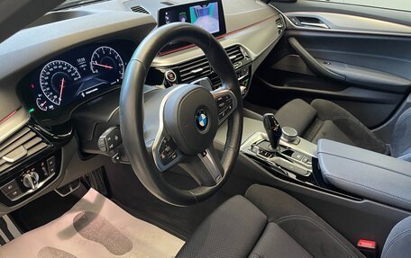 BMW 5 серия, 2019 год, 4 200 000 рублей, 13 фотография