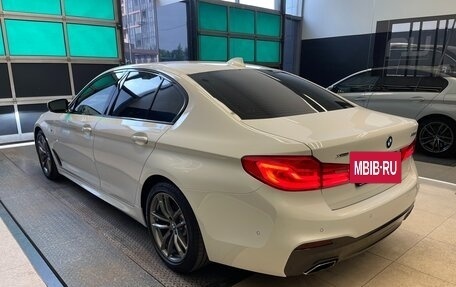 BMW 5 серия, 2019 год, 4 200 000 рублей, 5 фотография